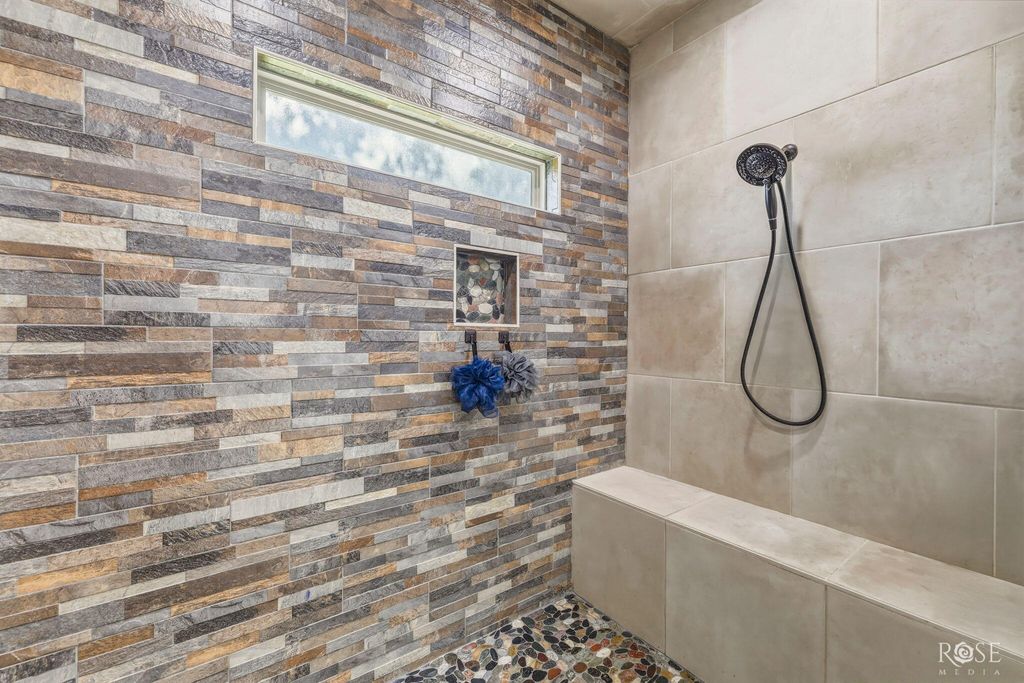 Image 17 of property listing at 216 Wheat Circle, Blackwell, TX 79506