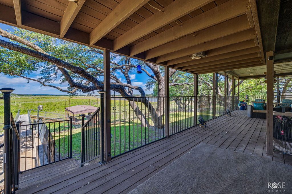 Image 26 of property listing at 216 Wheat Circle, Blackwell, TX 79506