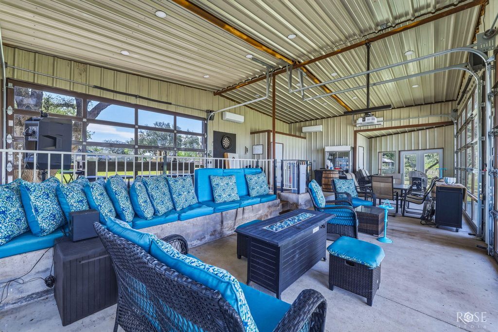 Image 35 of property listing at 216 Wheat Circle, Blackwell, TX 79506