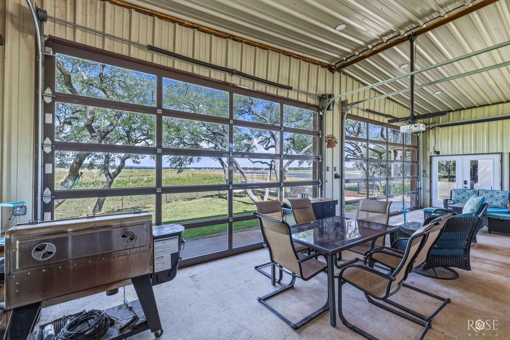 Image 36 of property listing at 216 Wheat Circle, Blackwell, TX 79506