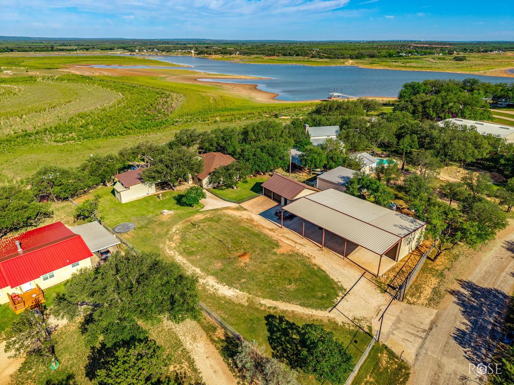 Image 44 of property listing at 216 Wheat Circle, Blackwell, TX 79506