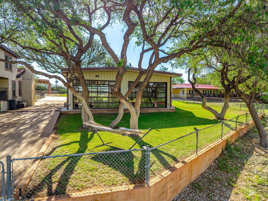 Image 50 of property listing at 216 Wheat Circle, Blackwell, TX 79506