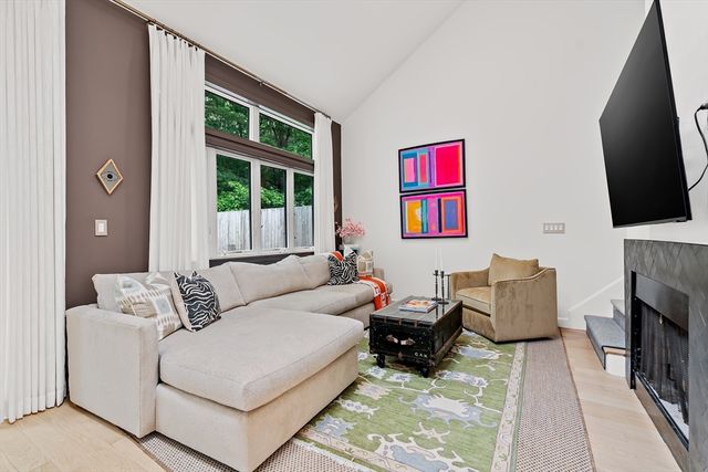 93 Hillside Drive 93, Wayland, MA 01778