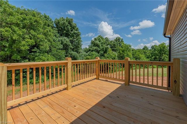 1849 Garner Road, Yadkinville, NC 27055