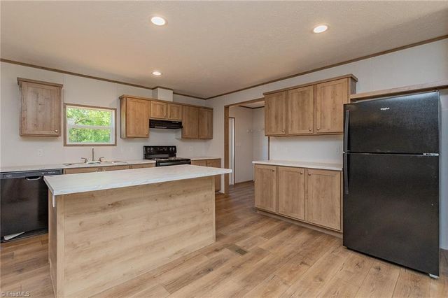 1849 Garner Road, Yadkinville, NC 27055