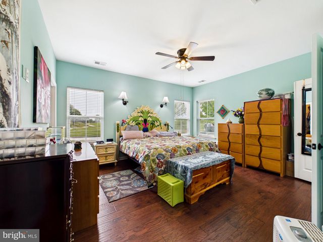 2 WHISTLING DUCK DR, Bridgeville, DE 19933