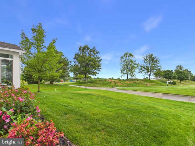 2 WHISTLING DUCK DR, Bridgeville, DE 19933