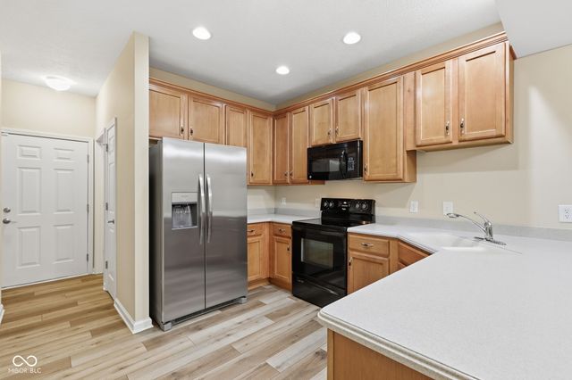 5675 Brownstone Drive, Indianapolis, IN 46220