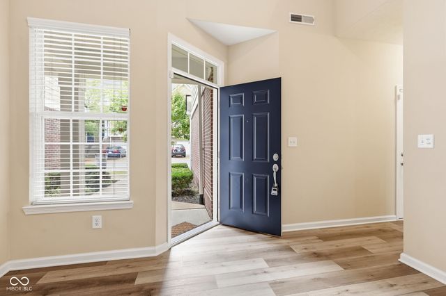 5675 Brownstone Drive, Indianapolis, IN 46220