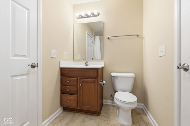 5675 Brownstone Drive, Indianapolis, IN 46220