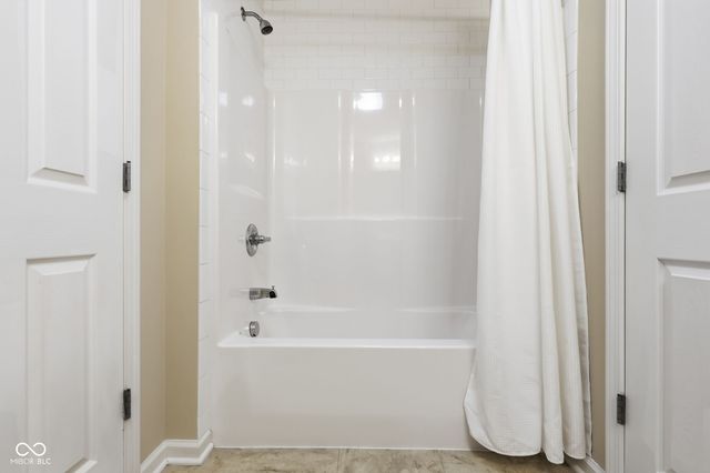 5675 Brownstone Drive, Indianapolis, IN 46220