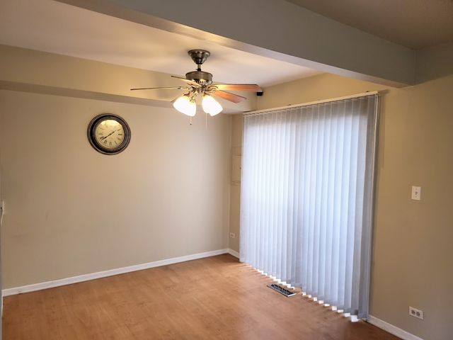 216 Ivy Court, Streamwood, IL 60107