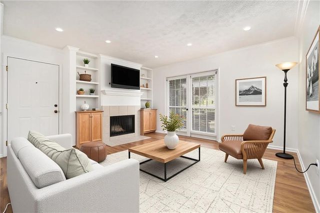 1150 Collier NW Road 12F, Atlanta, GA 30318