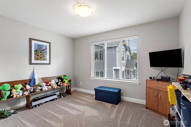 516 N 180th St., Shoreline, WA 98133