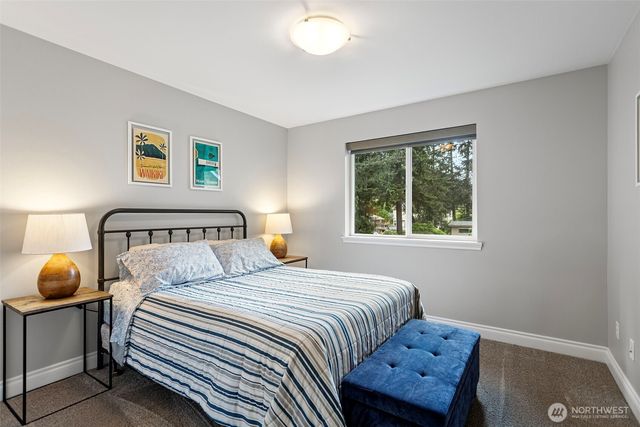 516 N 180th St., Shoreline, WA 98133