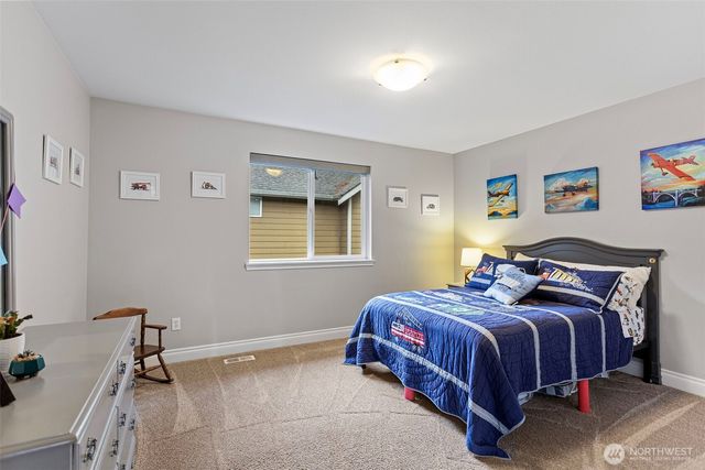516 N 180th St., Shoreline, WA 98133