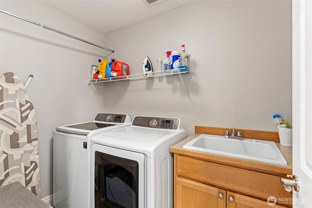 516 N 180th St., Shoreline, WA 98133