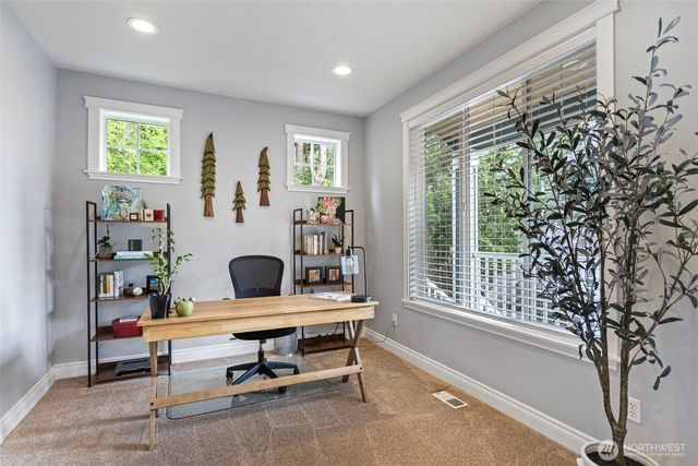 516 N 180th St., Shoreline, WA 98133