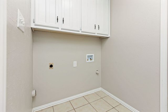2109 Dartmouth Drive, Arlington, TX 76015