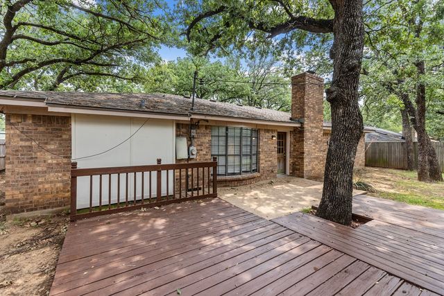 2109 Dartmouth Drive, Arlington, TX 76015