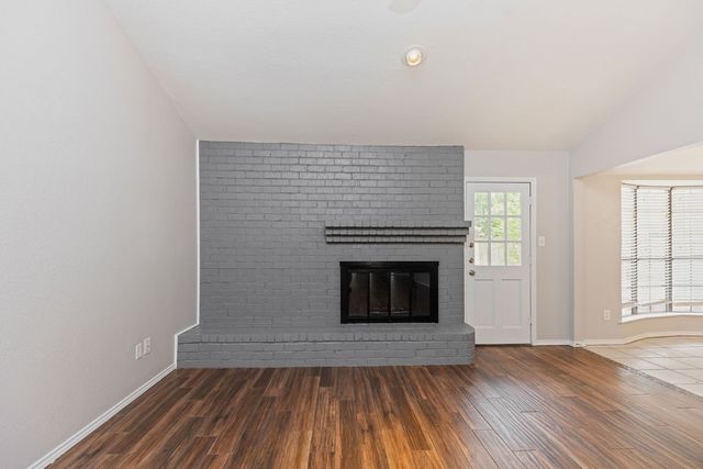 2109 Dartmouth Drive, Arlington, TX 76015