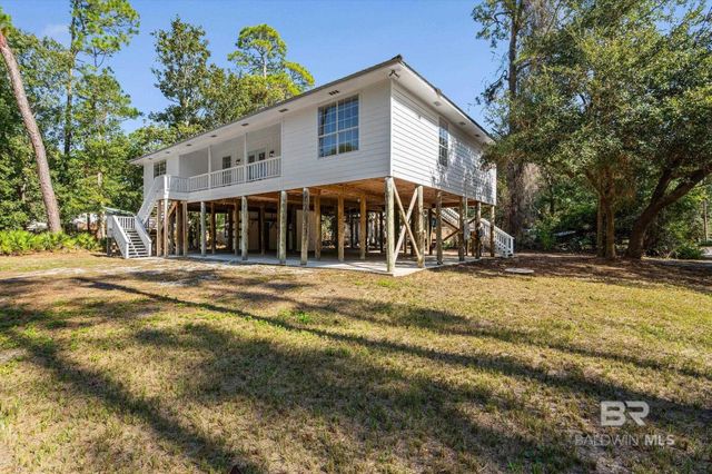 610 GENERAL GAINES Place, Dauphin Island, AL 36528