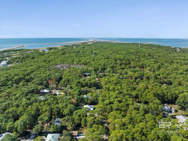 610 GENERAL GAINES Place, Dauphin Island, AL 36528