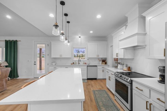 527 Sasser Rd, Dothan, AL 36305