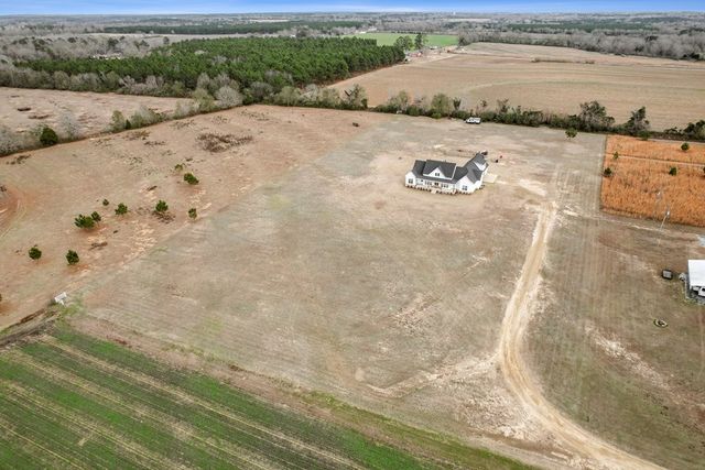 527 Sasser Rd, Dothan, AL 36305