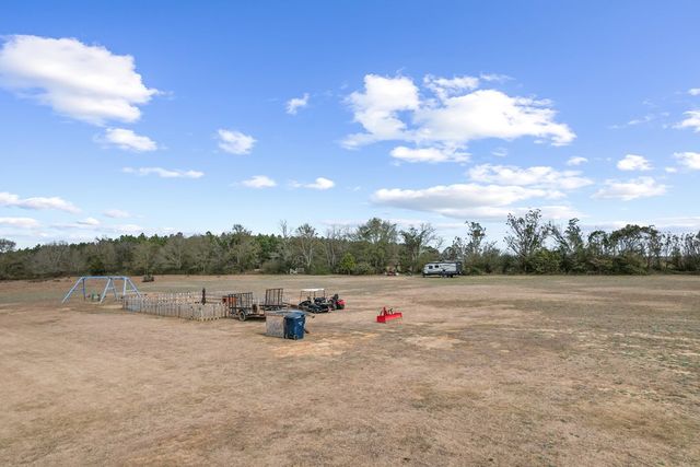 527 Sasser Rd, Dothan, AL 36305