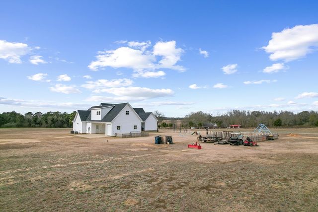 527 Sasser Rd, Dothan, AL 36305