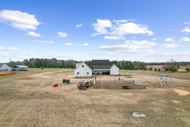 527 Sasser Rd, Dothan, AL 36305