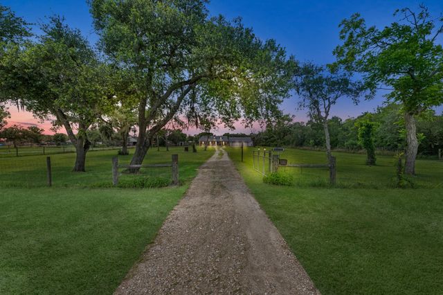 4656 Fm 2918 Road, Brazoria, TX 77422