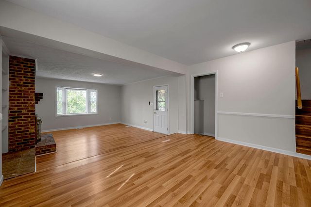 326 Wilson Downing Road, Lexington, KY 40517