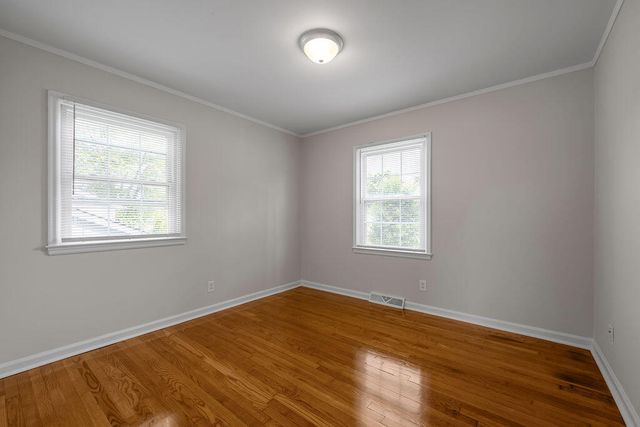 326 Wilson Downing Road, Lexington, KY 40517