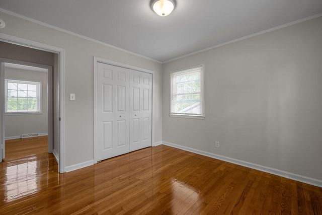 326 Wilson Downing Road, Lexington, KY 40517