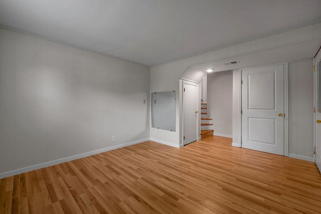 326 Wilson Downing Road, Lexington, KY 40517