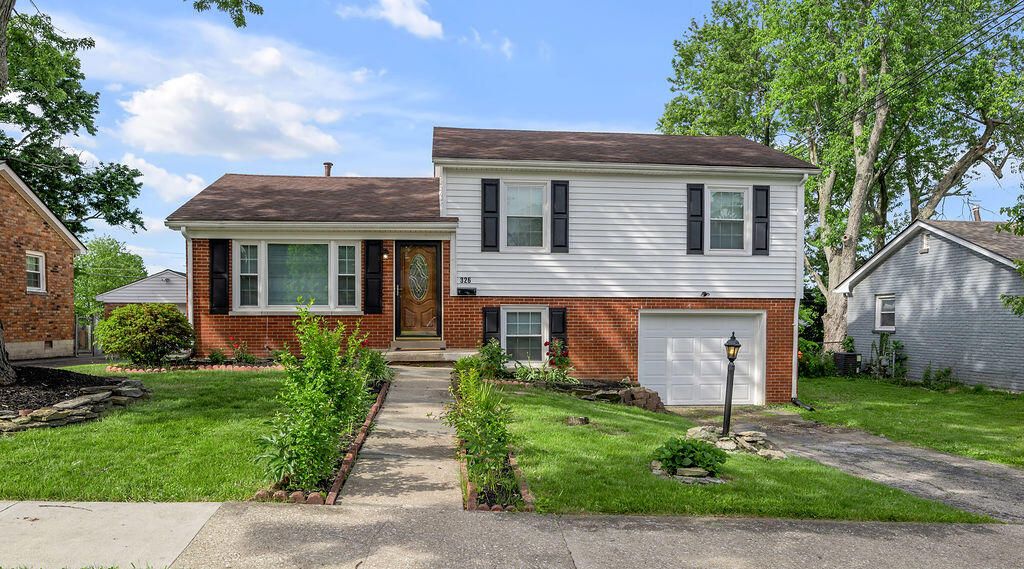 326 Wilson Downing Road, Lexington, KY 40517