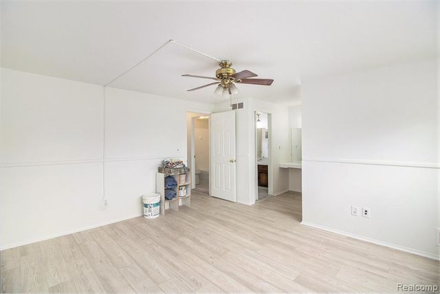 19688 Raleigh Circle, Southfield, MI 48076