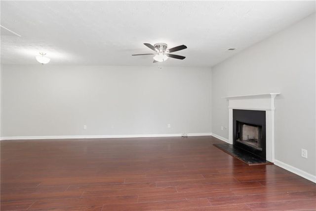 2879 Two Lake Circle, Atlanta, GA 30349