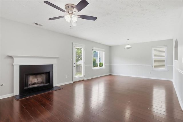 2879 Two Lake Circle, Atlanta, GA 30349