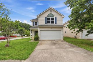2879 Two Lake Circle, Atlanta, GA 30349