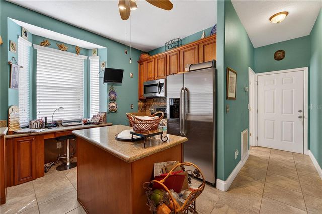 901 SHAGOS DRIVE, Apollo Beach, FL 33572