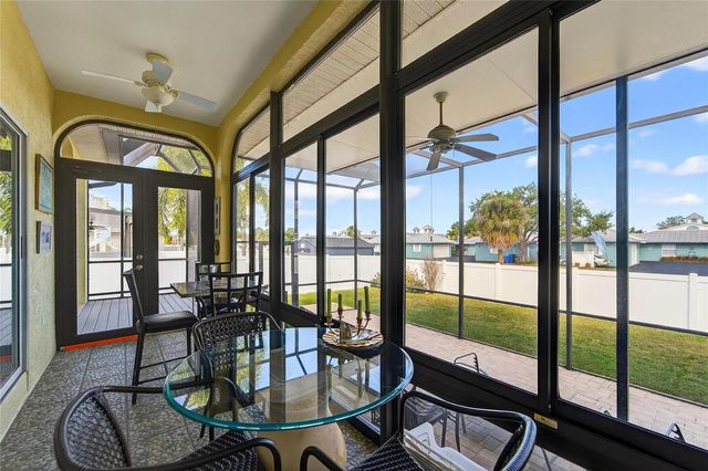 901 SHAGOS DRIVE, Apollo Beach, FL 33572