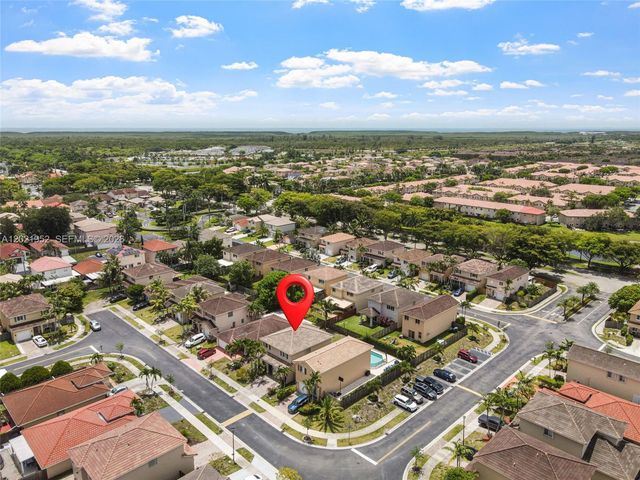 8956 SW 215th Terrace, Cutler Bay, FL 33189
