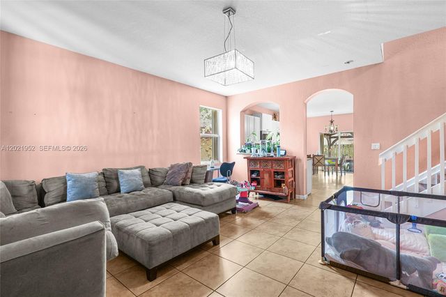 8956 SW 215th Terrace, Cutler Bay, FL 33189