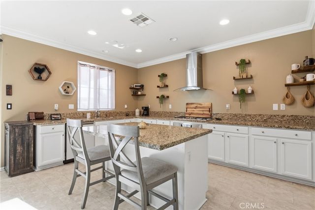 6577 Coyote Trail Lane, Eastvale, CA 92880