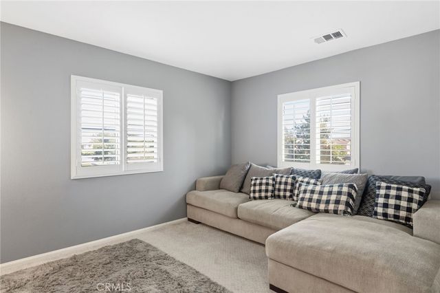6577 Coyote Trail Lane, Eastvale, CA 92880