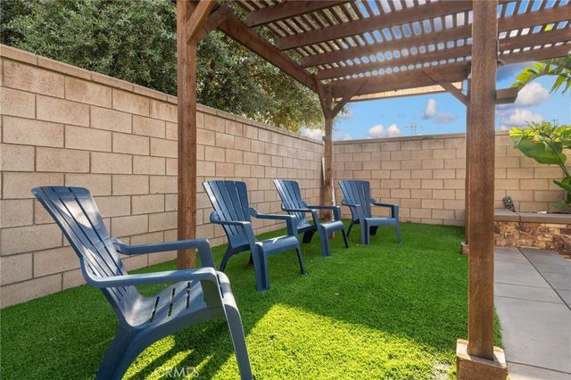 6577 Coyote Trail Lane, Eastvale, CA 92880
