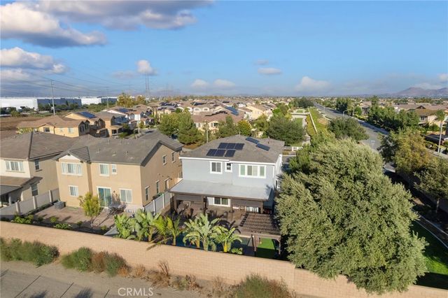 6577 Coyote Trail Lane, Eastvale, CA 92880